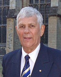 Dr Robert Isaacs